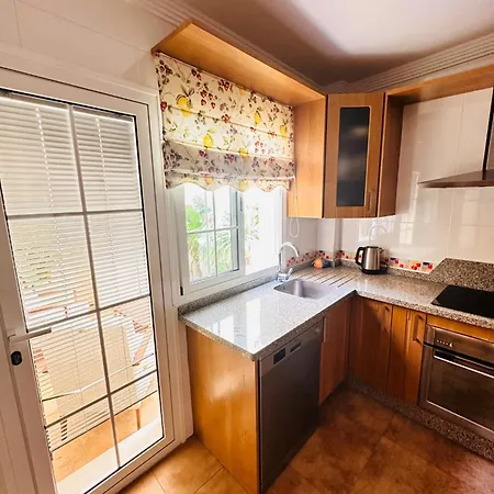 Atico Con Piscina Privada En El Corazon De Nerja! Holiday home Nerja