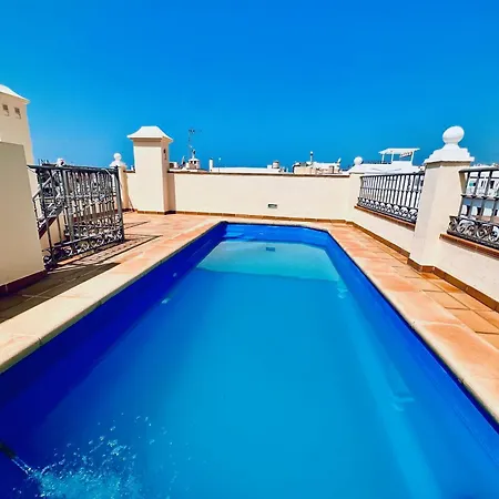 Holiday home Atico Con Piscina Privada En El Corazon De Nerja!